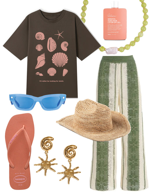 I'd Rather Be Looking for Shells Womens Oversized t-shirt Musk Pink